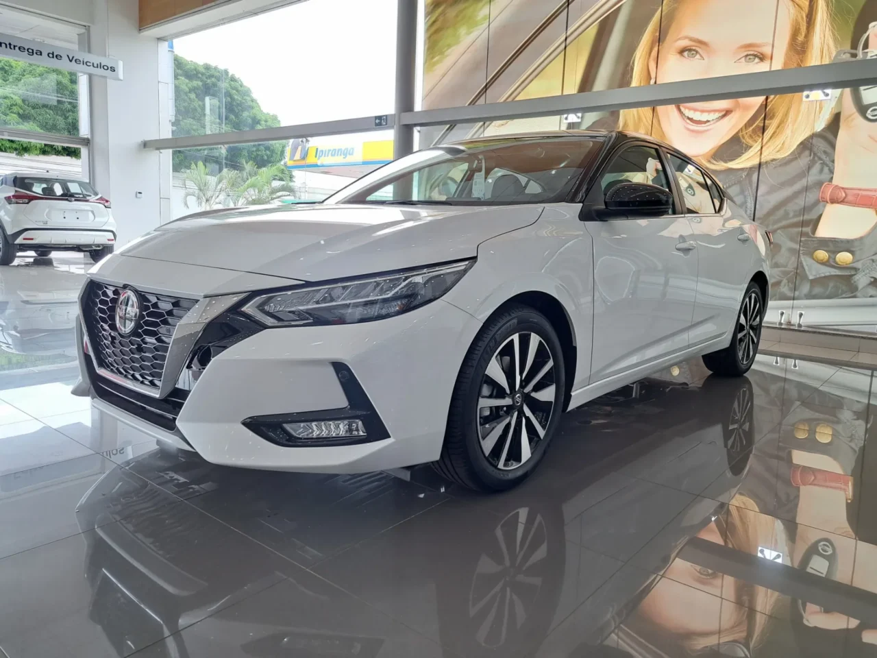 Nissan Sentra Exclusive 2024