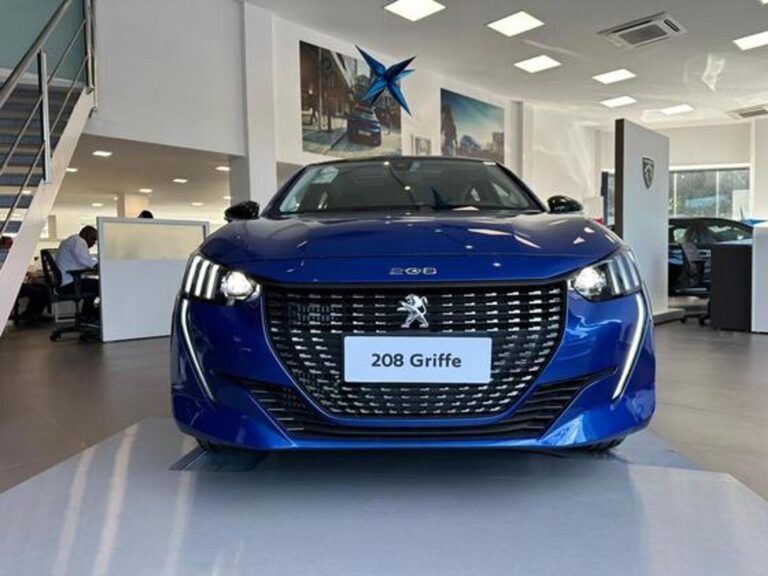 Peugeot anuncia desconto para PcD no 208 Griffe Turbo 200 de R$ 18.859