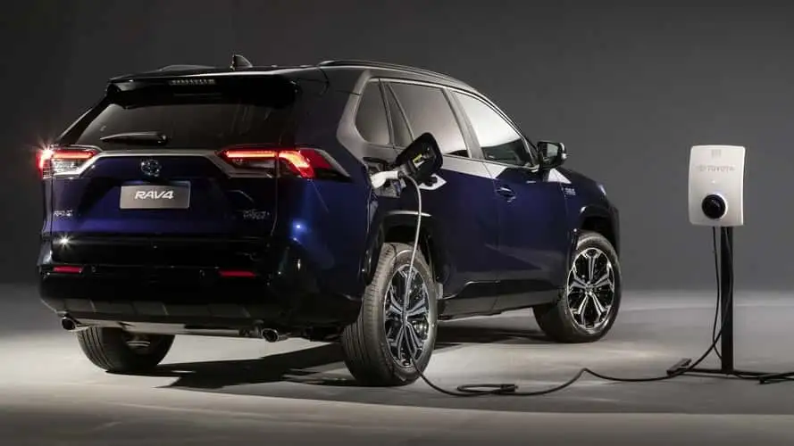 Toyota RAV4 Plug-In 2024