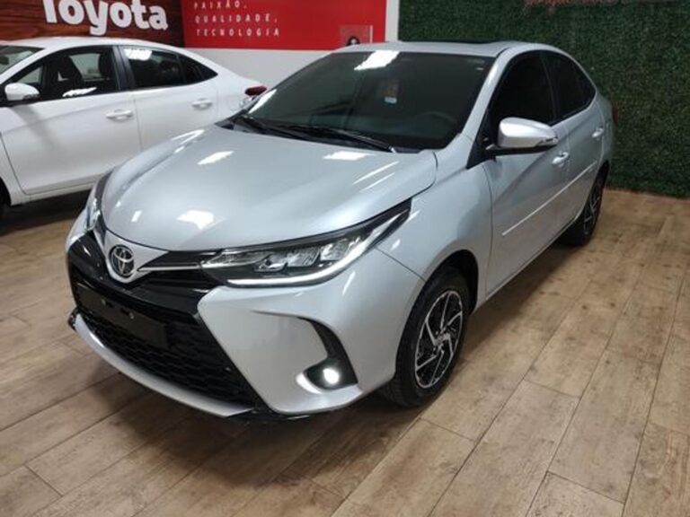 Toyota Yaris Sedan XS para PcD possui desconto de R$ 21.935
