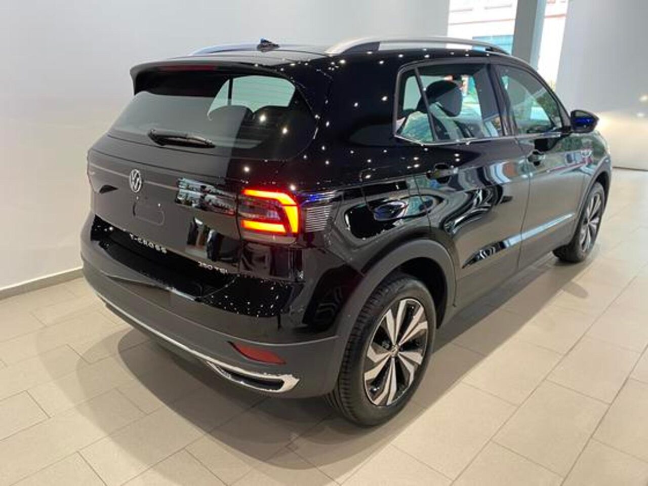 Volkswagen T-Cross Highline 2024