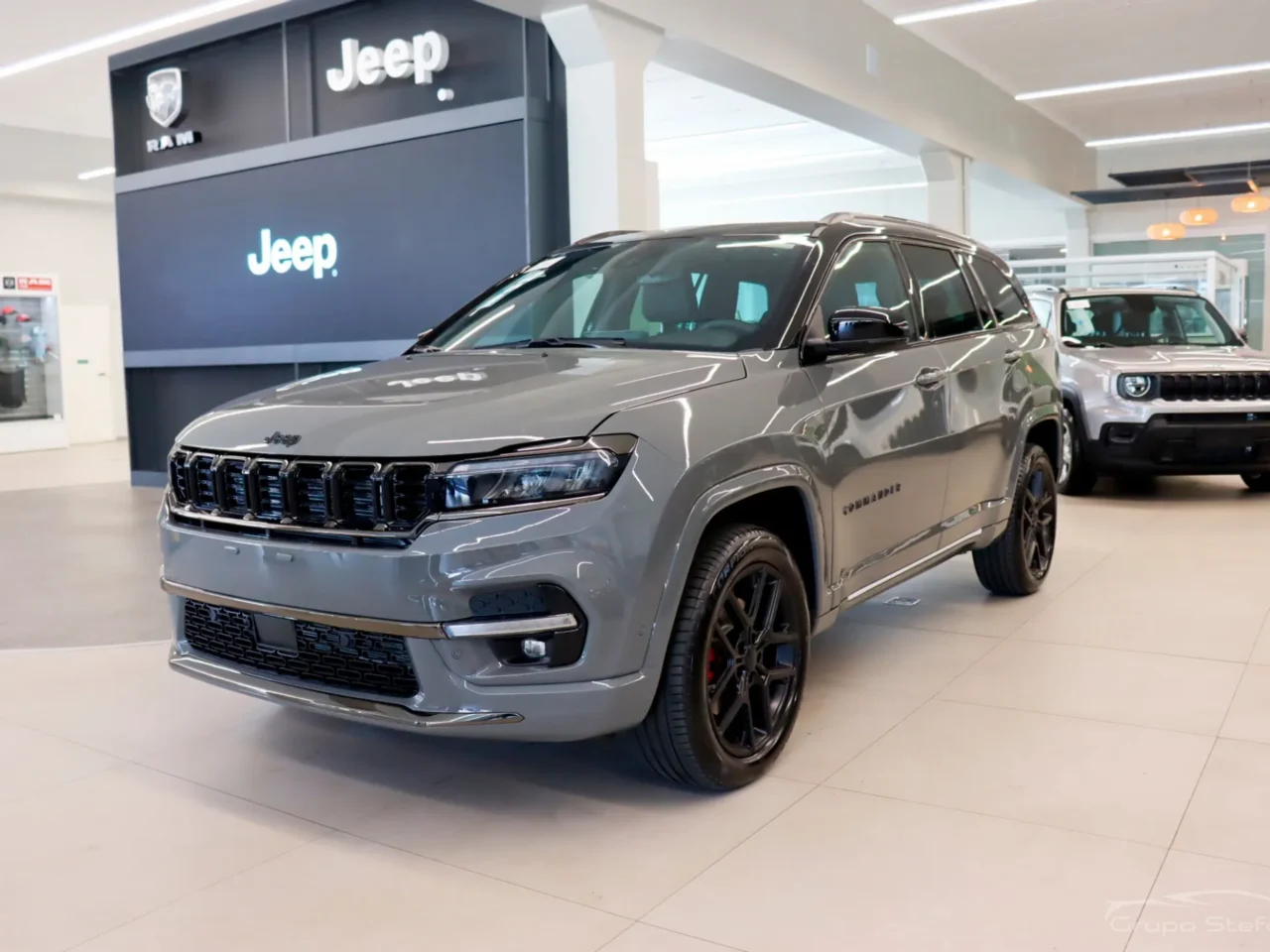 Jeep Commander Overland TD380 2025