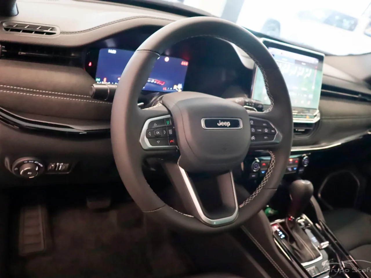Jeep Commander Overland TD380 2025