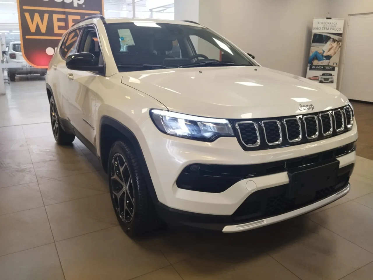 Jeep Compass Overland Hurricane 2025