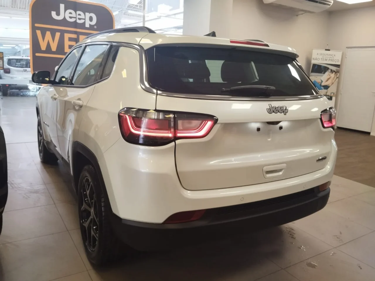 Jeep Compass Overland Hurricane 2025