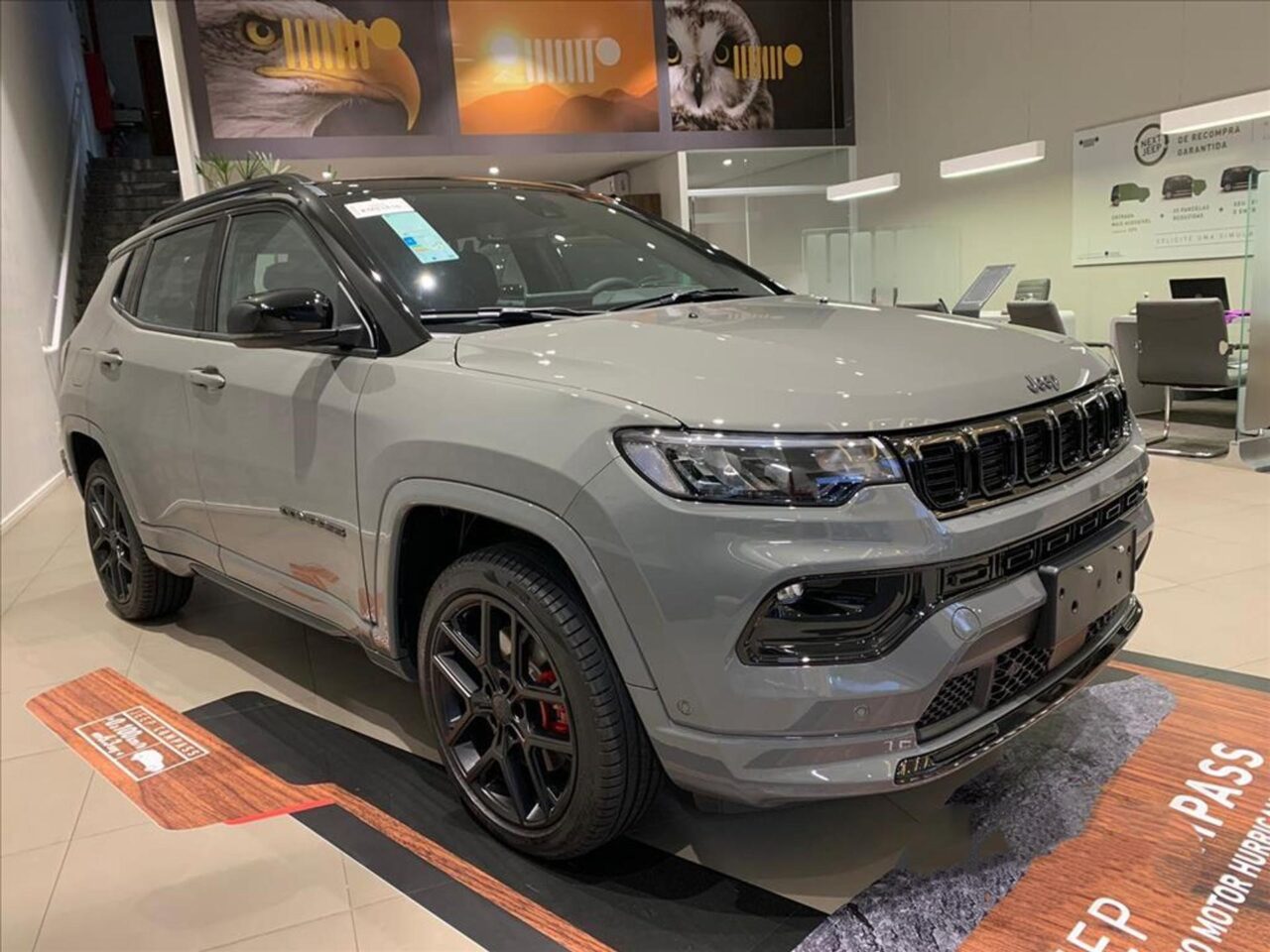 Jeep Compass Overland Hurricane 2025