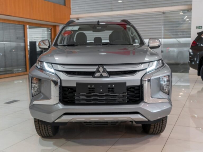 Mitsubishi L200 Triton Urban 2025: ficha técnica, preço e itens