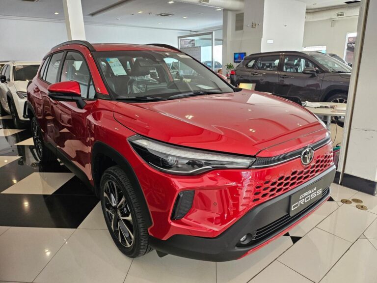 Toyota Corolla Cross XRX 2025 é liberado para PcD com desconto de R$ 24.070