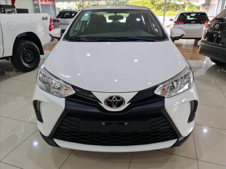 Toyota Yaris Sedan XL 2025: ficha técnica, preço e itens