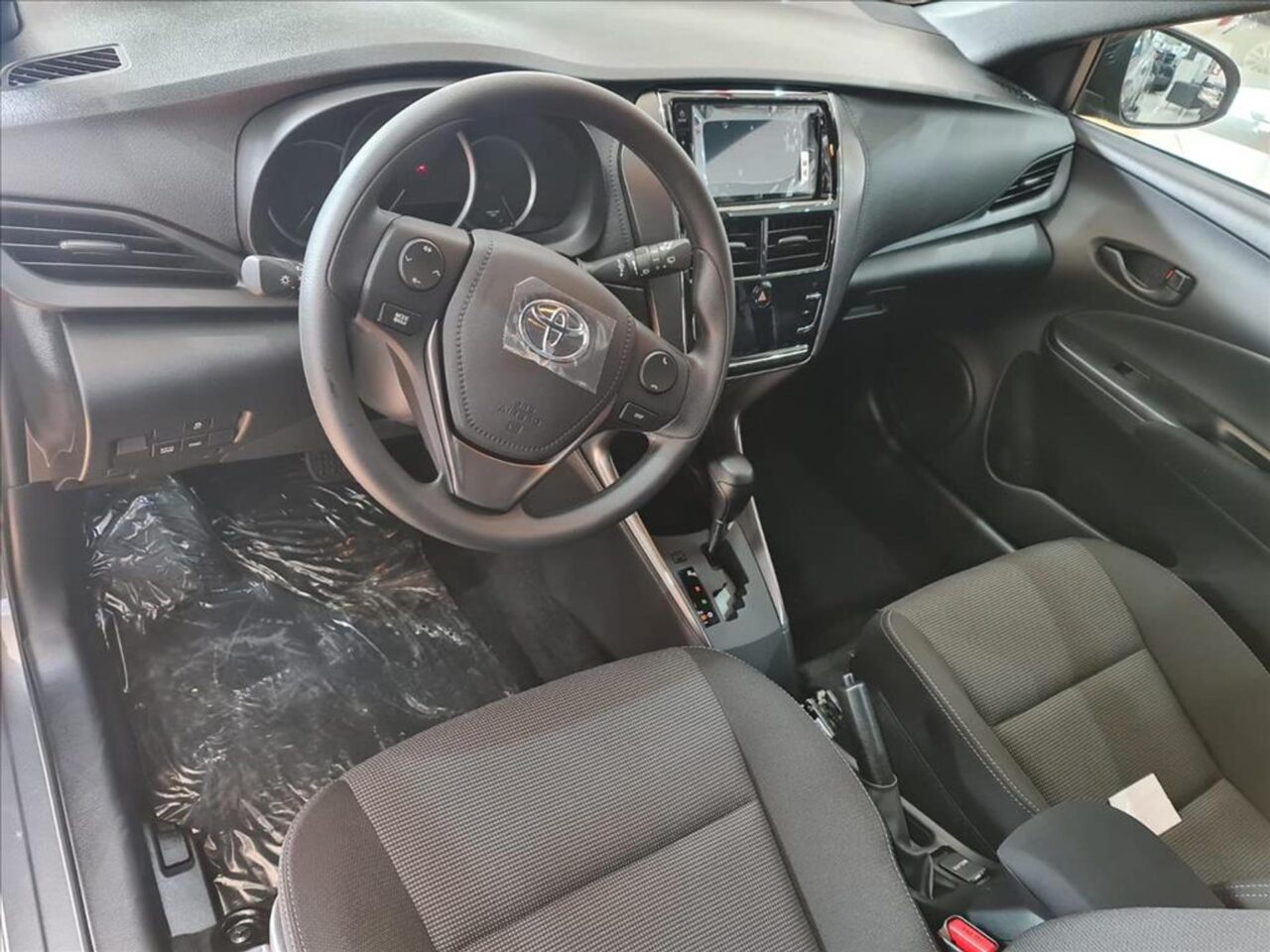 Toyota Yaris Sedan XL 2025