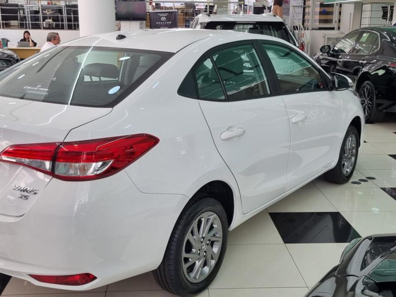 Toyota Yaris Sedan XS 2025