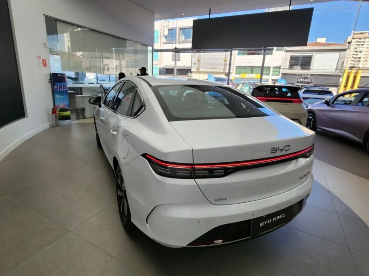BYD King GL 2025