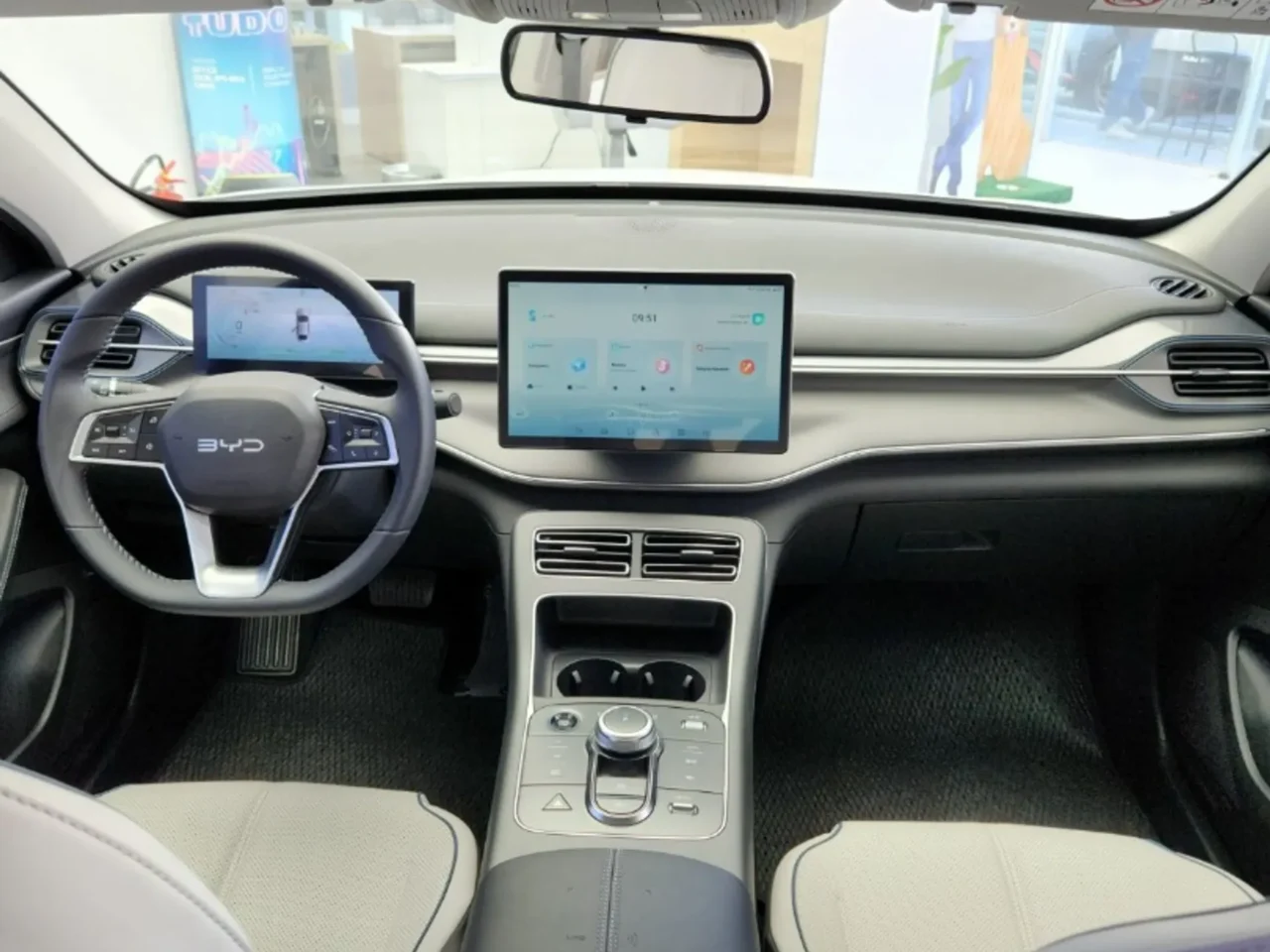 BYD King GL 2025