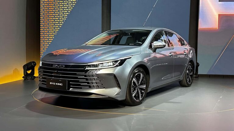 BYD King chega ao mercado nacional com preço inicial de R$ 169.800