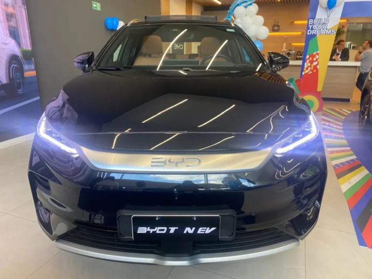 BYD Tan 2025: ficha técnica, preço e itens