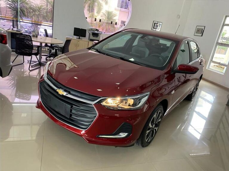 Chevrolet oferta até R$ 24.030 de desconto para Onix PcD