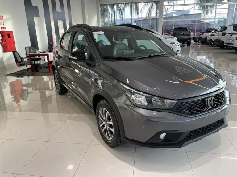 Fiat Argo Trekking 2025 está com um desconto de R$ 20.430 para PCD