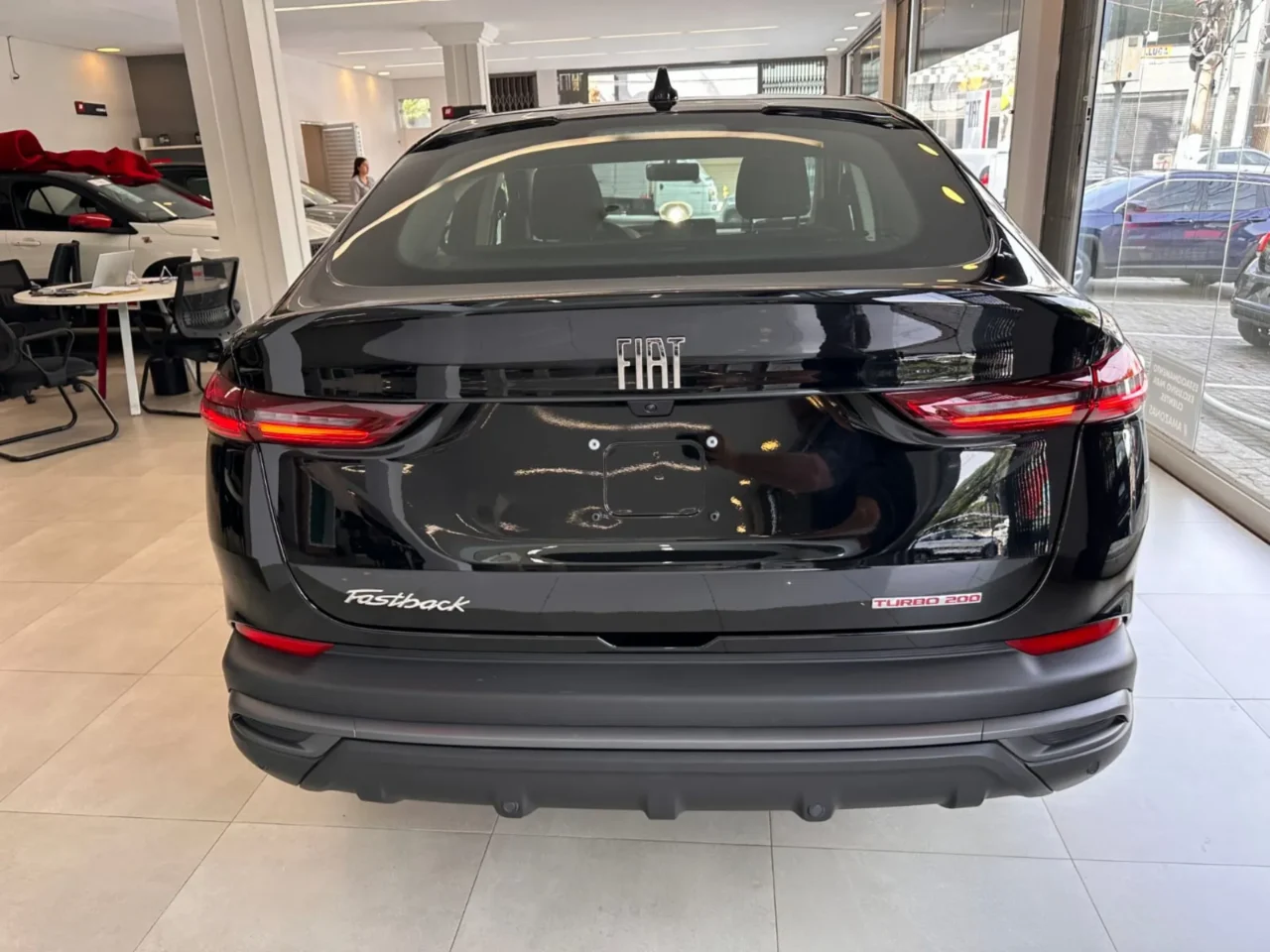 Fiat Fastback Turbo 200 2025