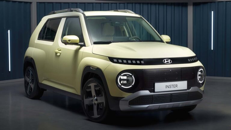 Hyundai Inster 2025 é elétrico com dimensões menores que HB20