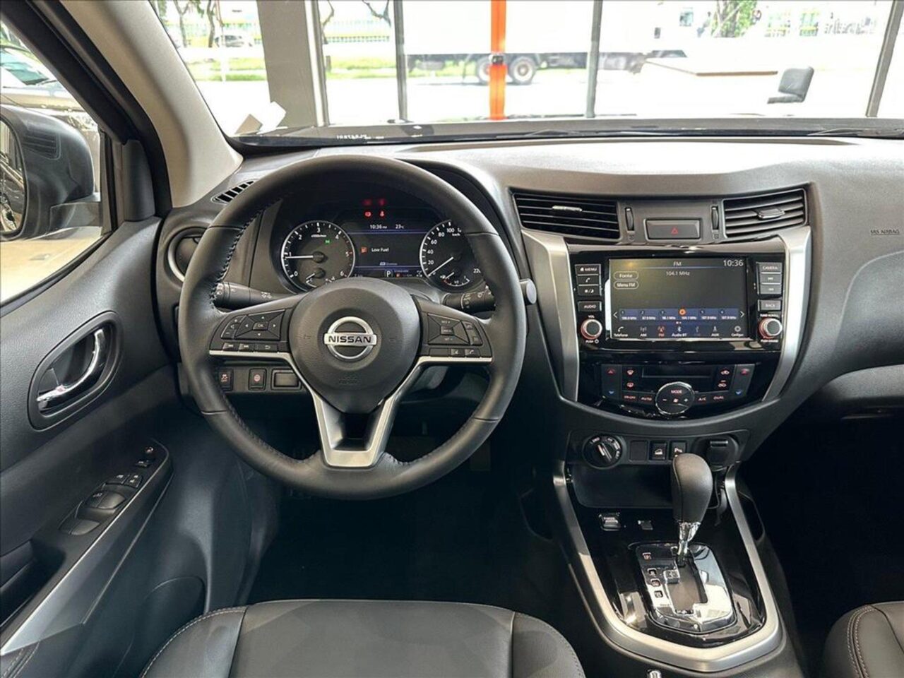 Nissan Frontier Platinum AT 2025