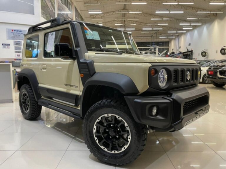 Suzuki Jimny Sierra 2025 chega com nova versão 4You+, e R$ 20 mil mais barato