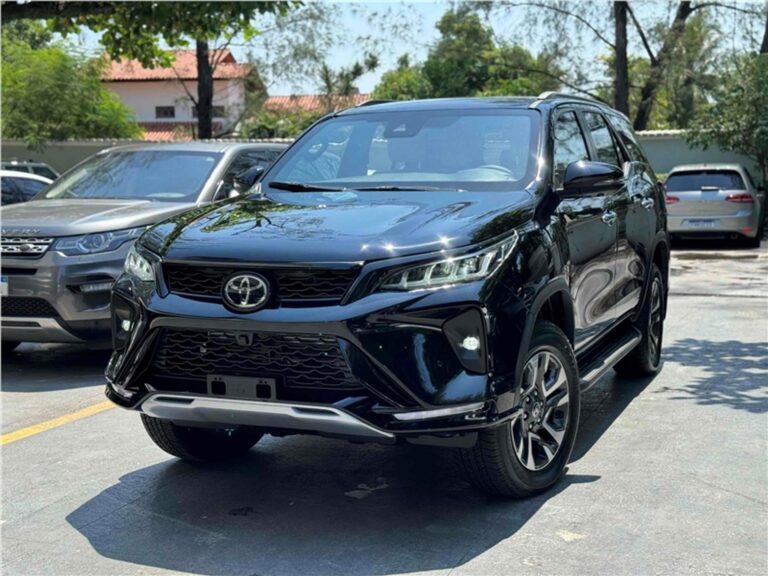 Toyota SW4 teve queda de 31% nas vendas em maio de 2024