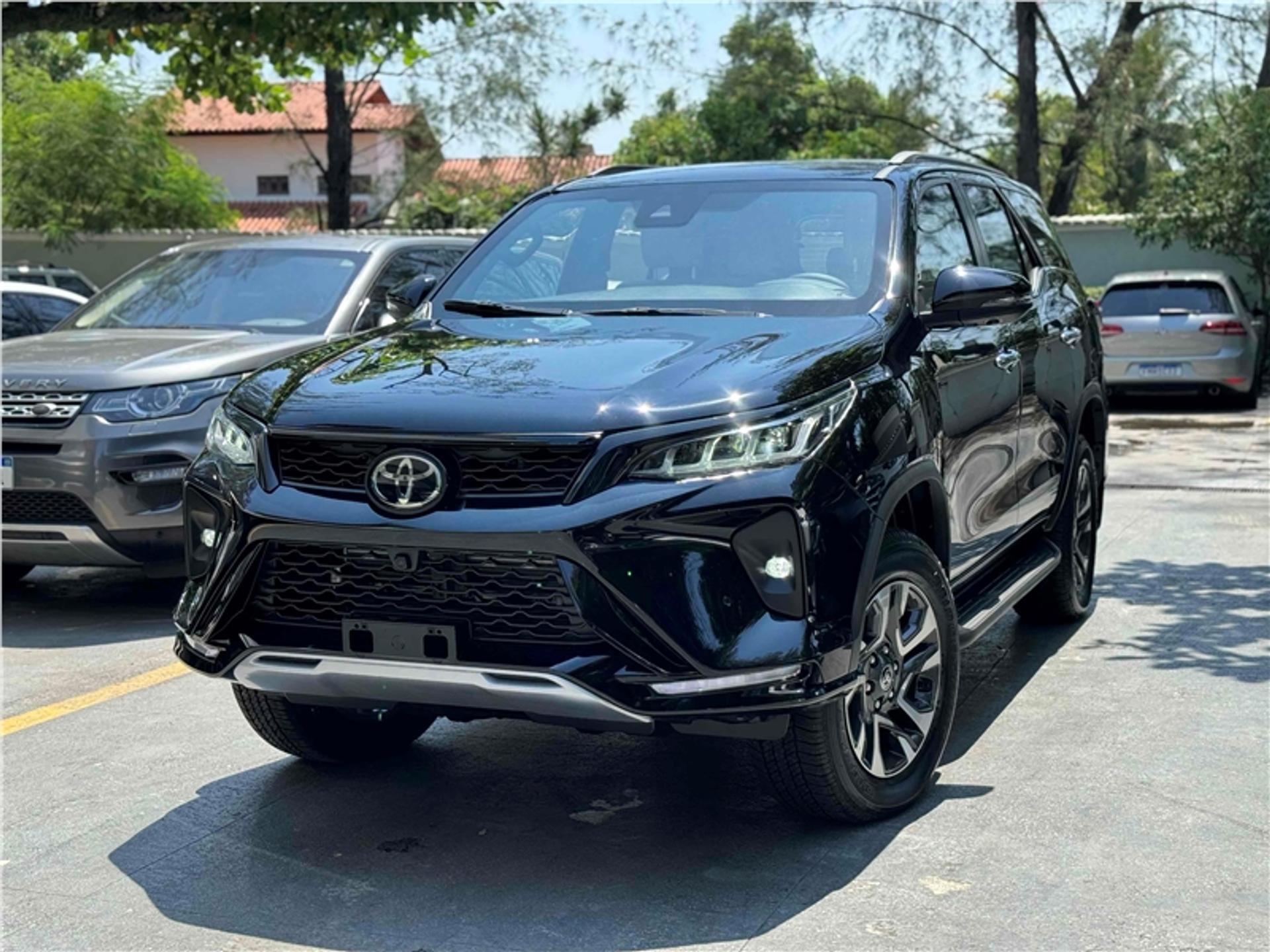 Toyota SW4 2025