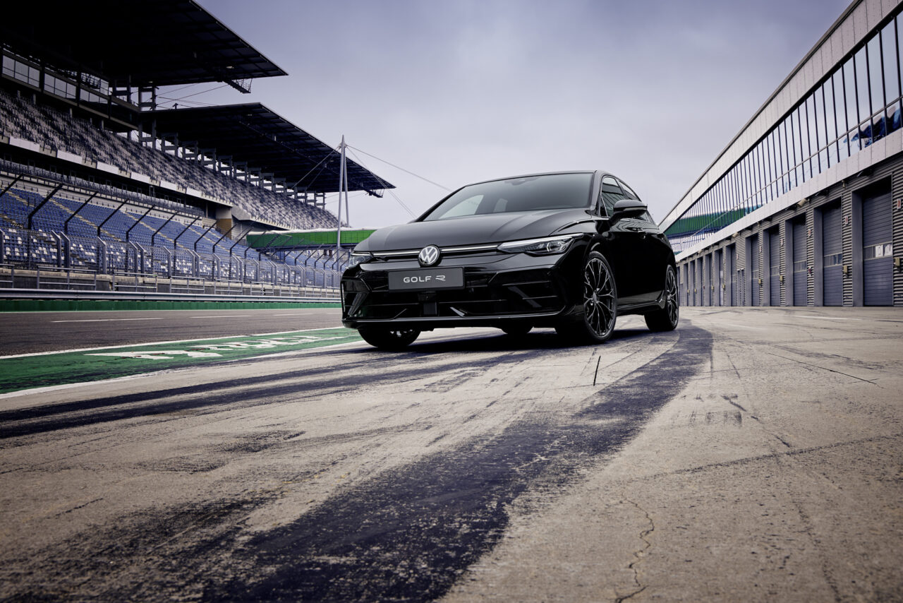 Volkswagen Golf R Black Edition
