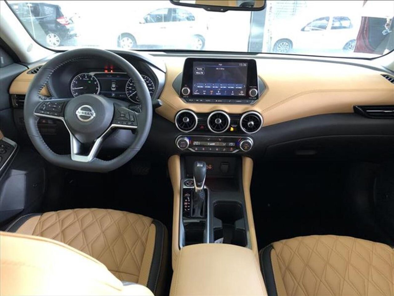 Nissan Sentra Exclusive 2025