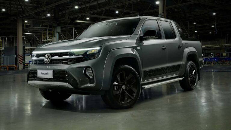 Volkswagen Amarok 2025 chega em agosto com visual renovado