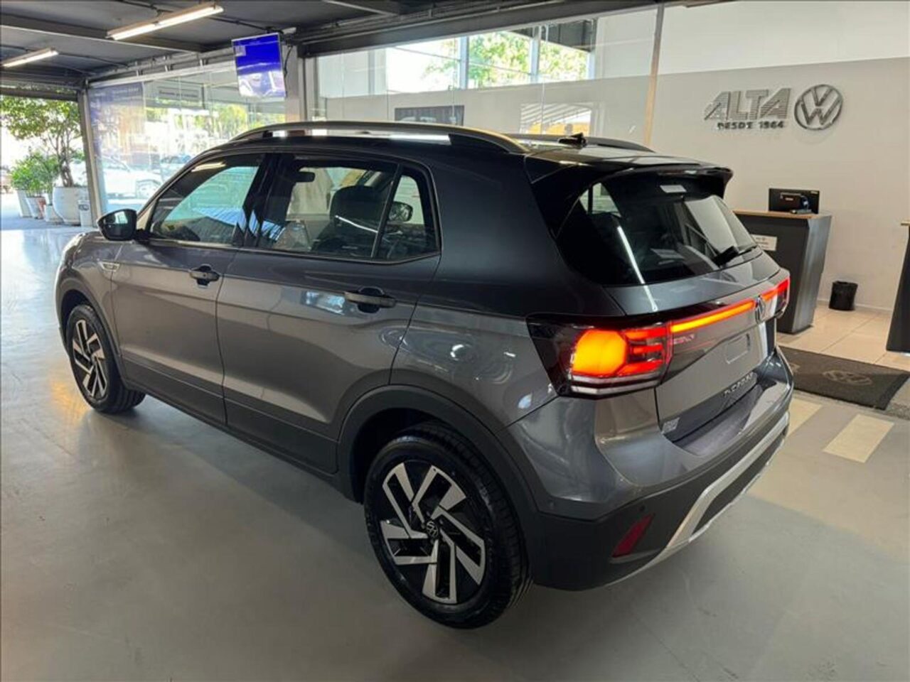Volkswagen T-Cross Highline 2025