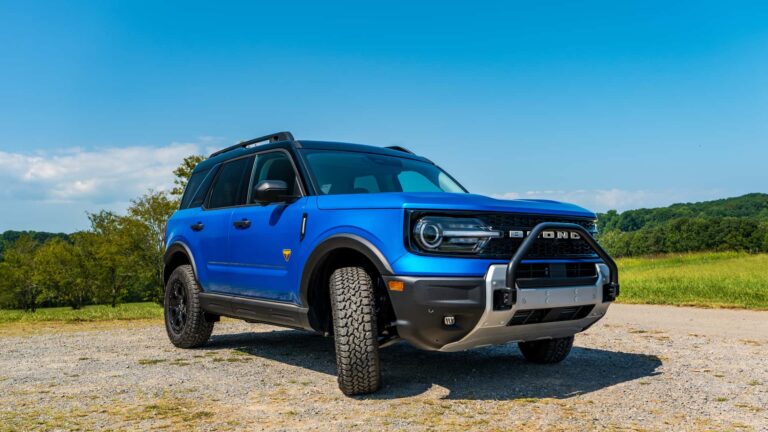 Ford Bronco Sport 2025 é apresentado nos Estados Unidos com retoques visuais