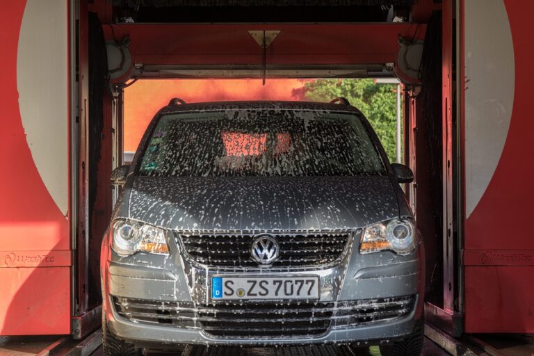 Cuidado automotivo: 6 produtos para revitalizar a aparência do seu carro