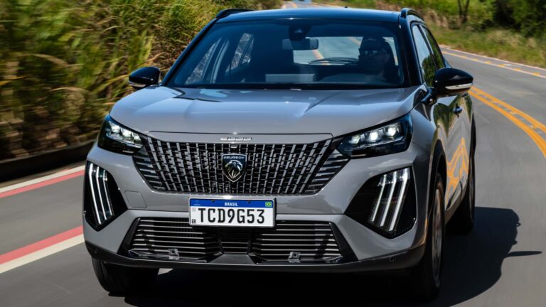 Peugeot 2008 2025 chega ao Brasil mais equipado, com novo design e motor