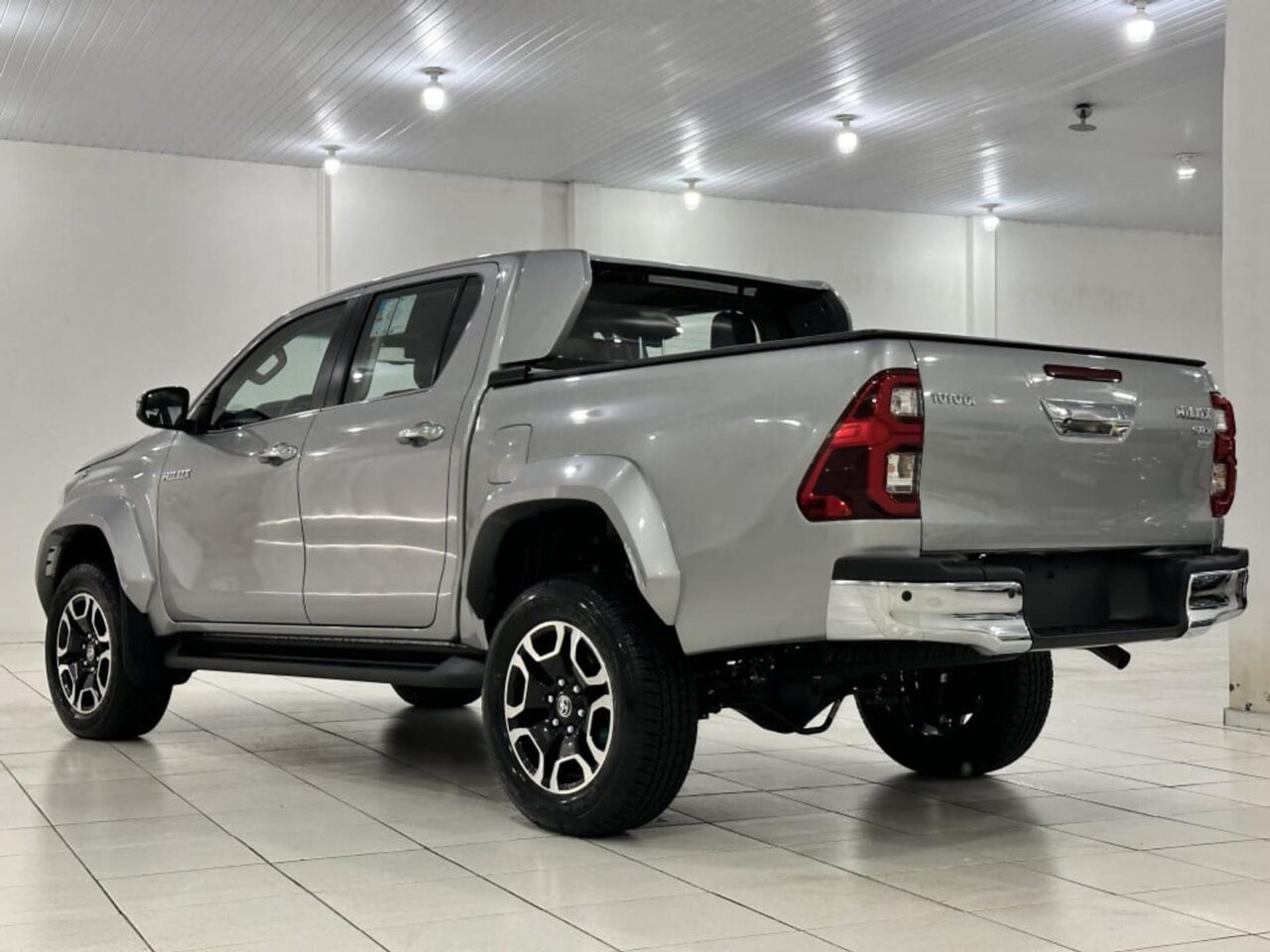 Toyota Hilux SRX 2025
