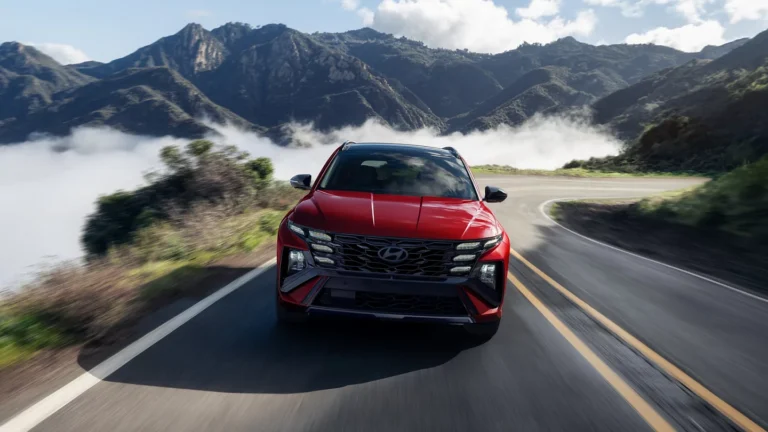 Hyundai Tucson híbrido chega ao Brasil em 2026 com visual de 2018