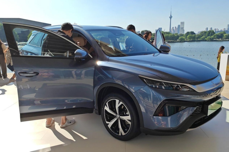 BYD Song Pro ganha um novo sistema de motor e visual renovado na China