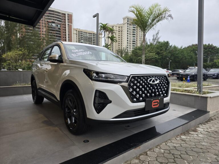 Caoa Chery Tiggo 7 cola no Jeep Compass nas vendas de setembro de 2024