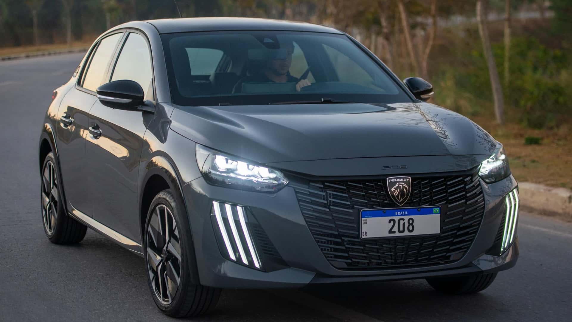 Novo Peugeot 208 2025