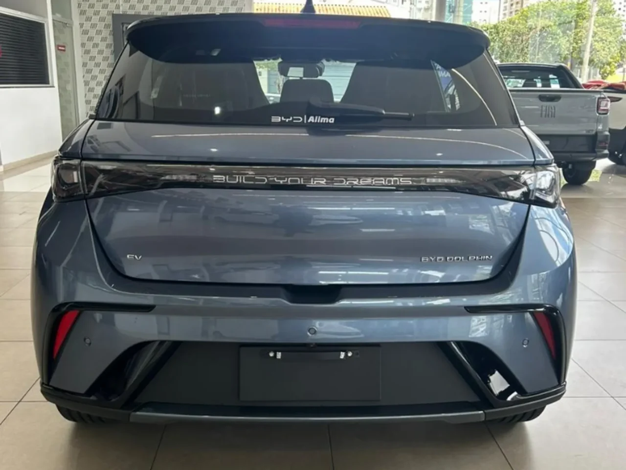 BYD Dolphin 2025