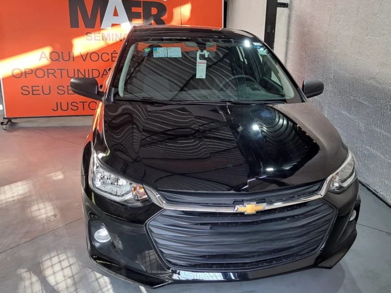 Chevrolet Onix para PcD está em oferta com desconto de até R$ 21,8 mil