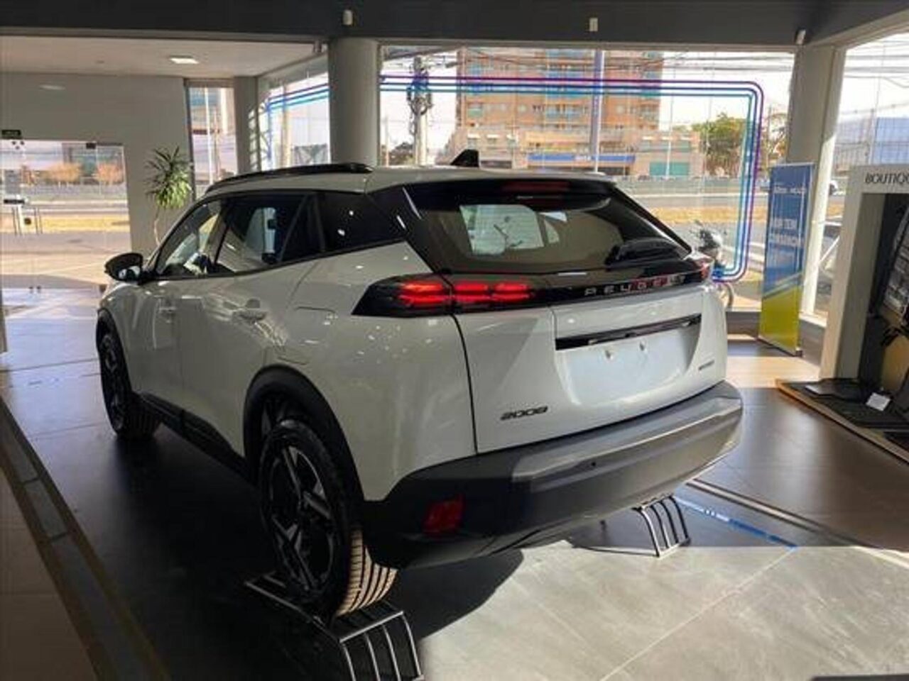 Peugeot 2008 Allure 2025