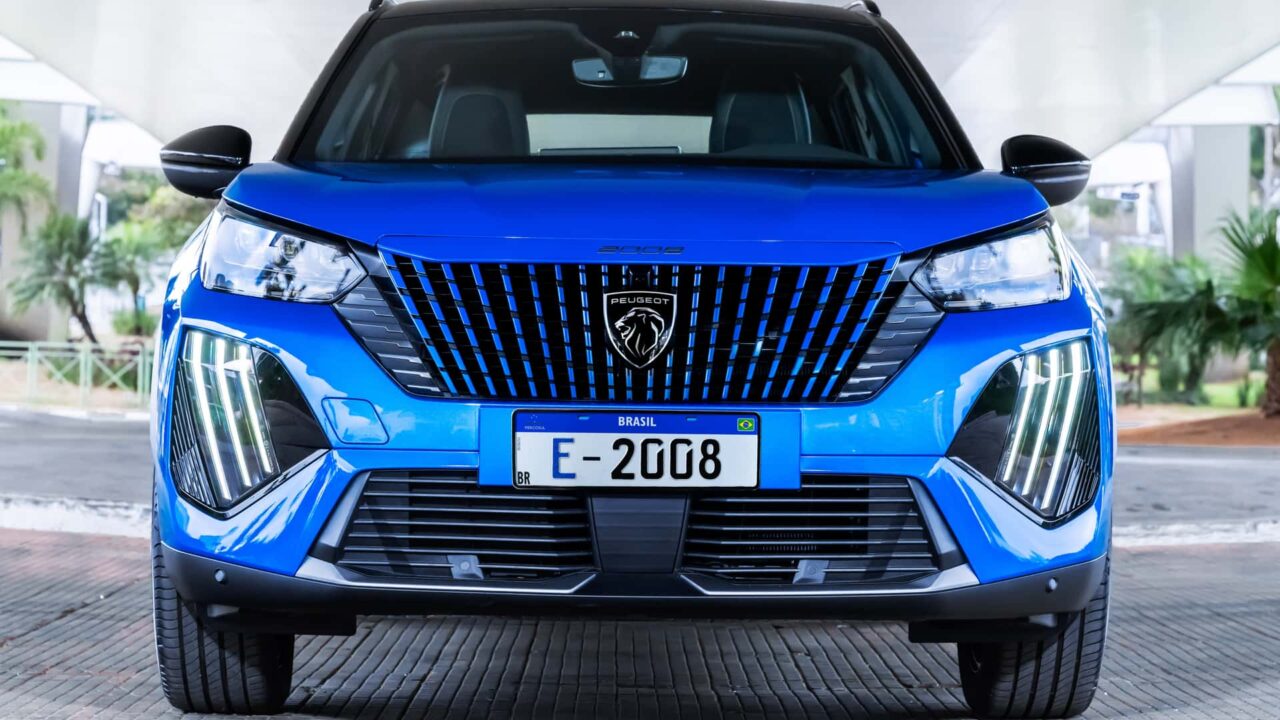 Peugeot e-2008 2025