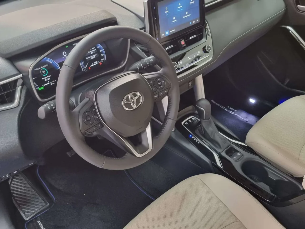Toyota Corolla Cross XRE 2025