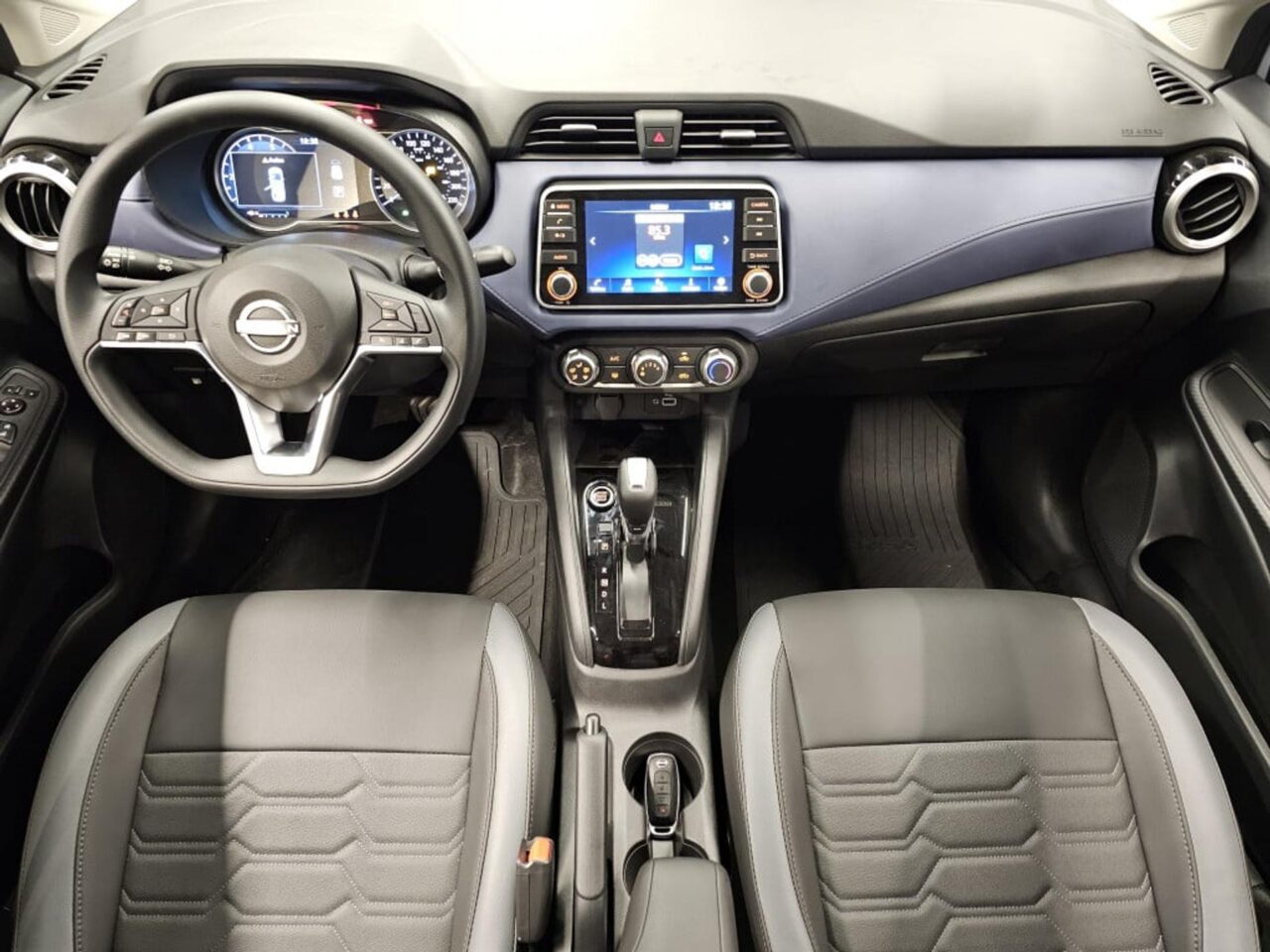 Nissan Versa 2025