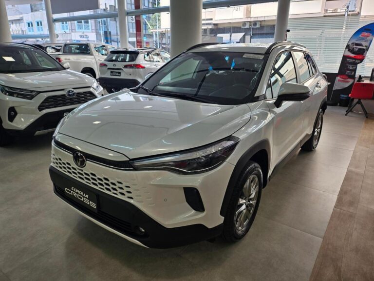 Toyota Corolla Cross 2025 sofre reajuste de preços de até R$ 3.600 em novembro