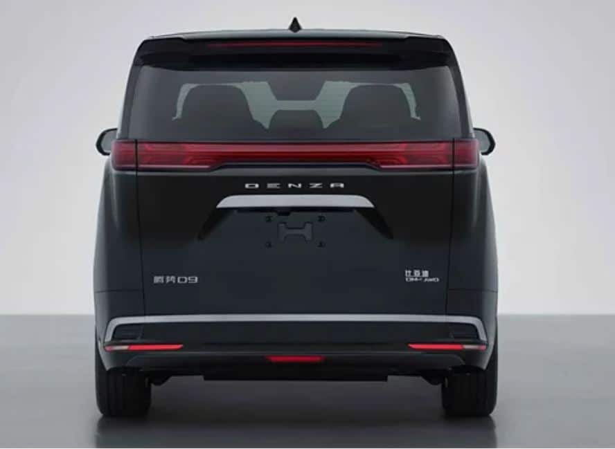 BYD Denza D9 2025 ganha nova geração de propulsão na China