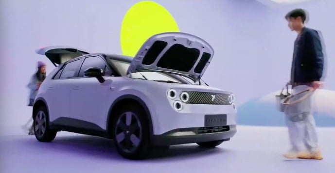 Nio lança Firefly, seu compacto elétrico, com foco inicial no mercado chinês