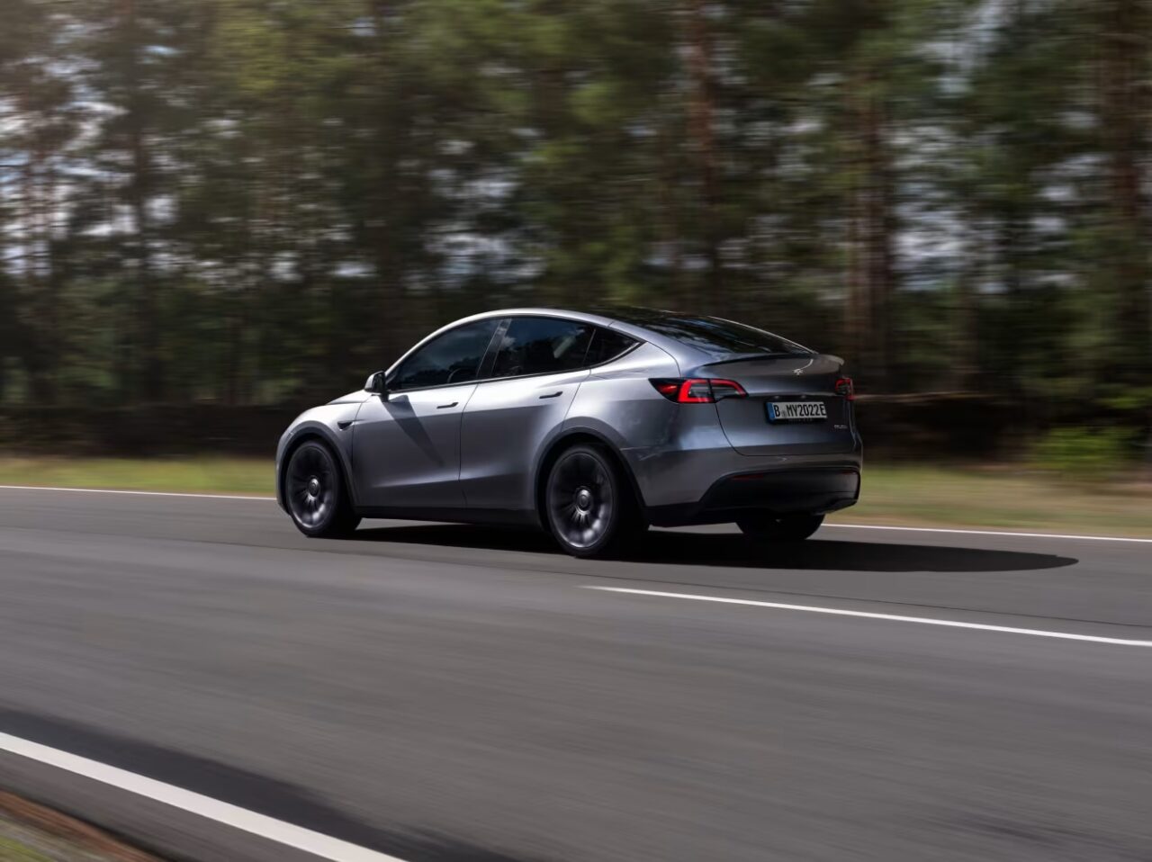 Tesla convoca recall de mais de 694 mil veículos, incluindo Cybertruck, por falha no TPMS
