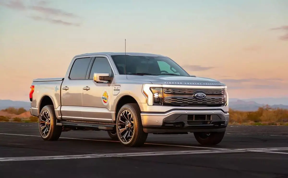 Ford F-150 Lightning: recall afeta quase 12 mil picapes elétricas nos eua